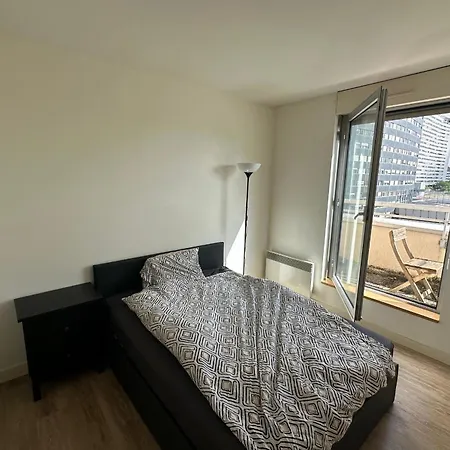 47 M Love Cocoon With Balcony Apartment Courbevoie